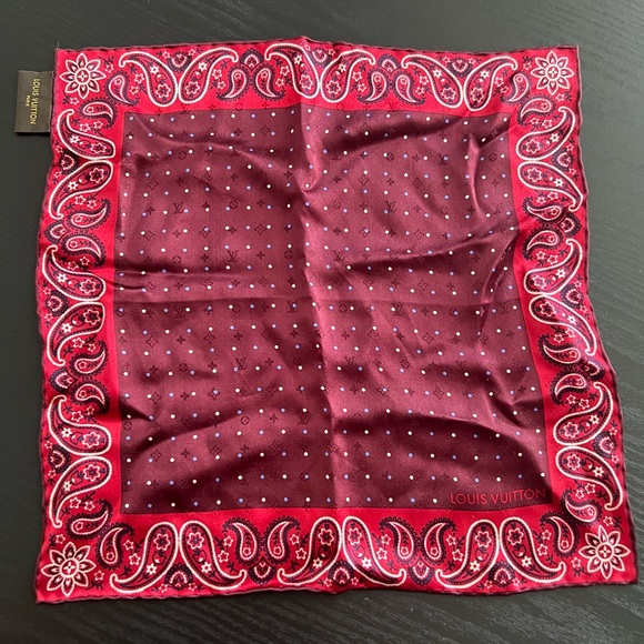 Louis Vuitton Red Paisley Scarf - Picture 1 of 4